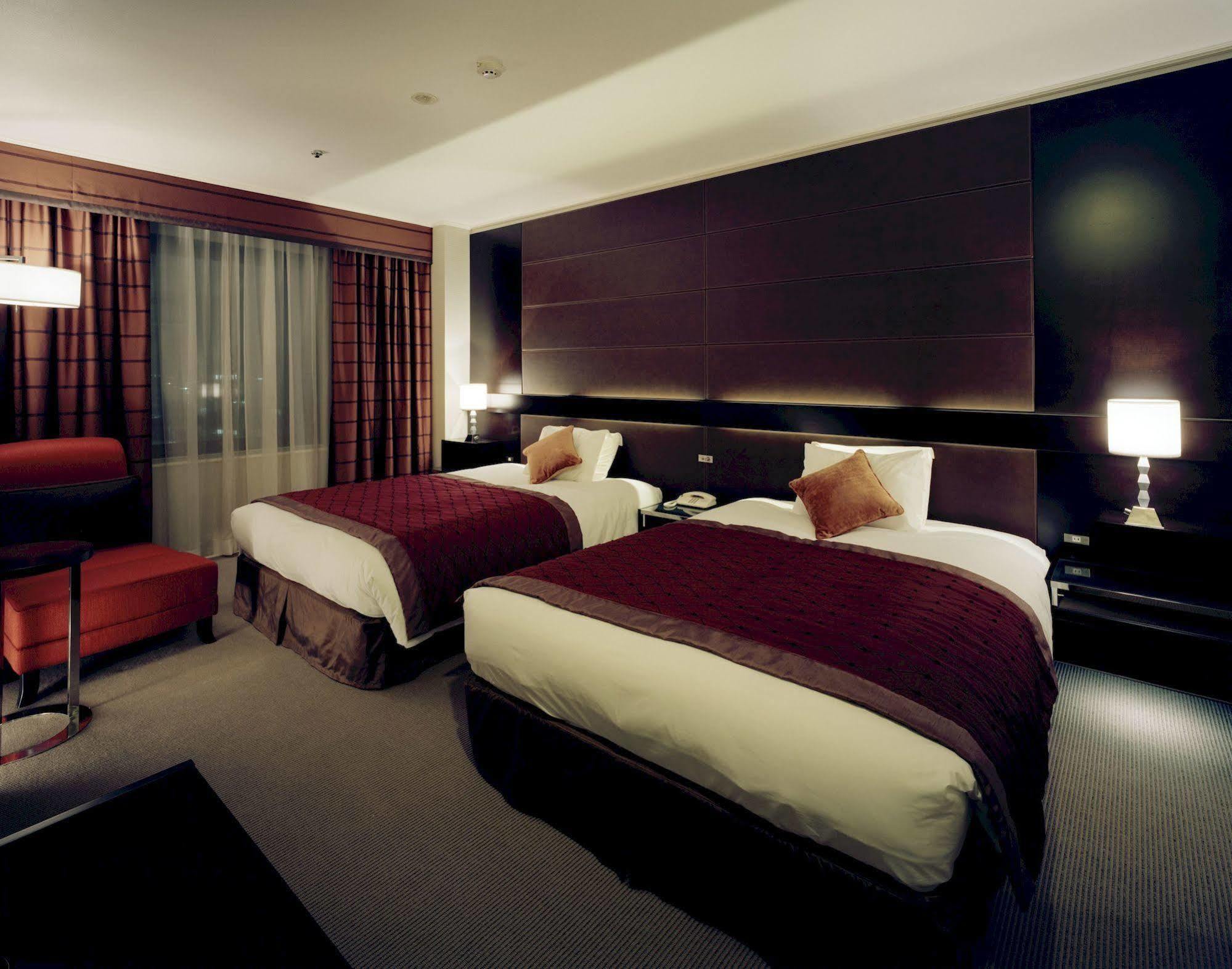 Toyama Daiichi Hotel Екстер'єр фото