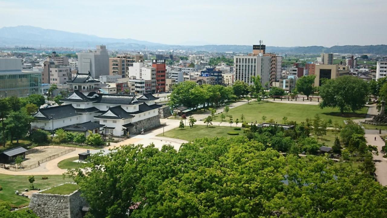 Toyama Daiichi Hotel Екстер'єр фото